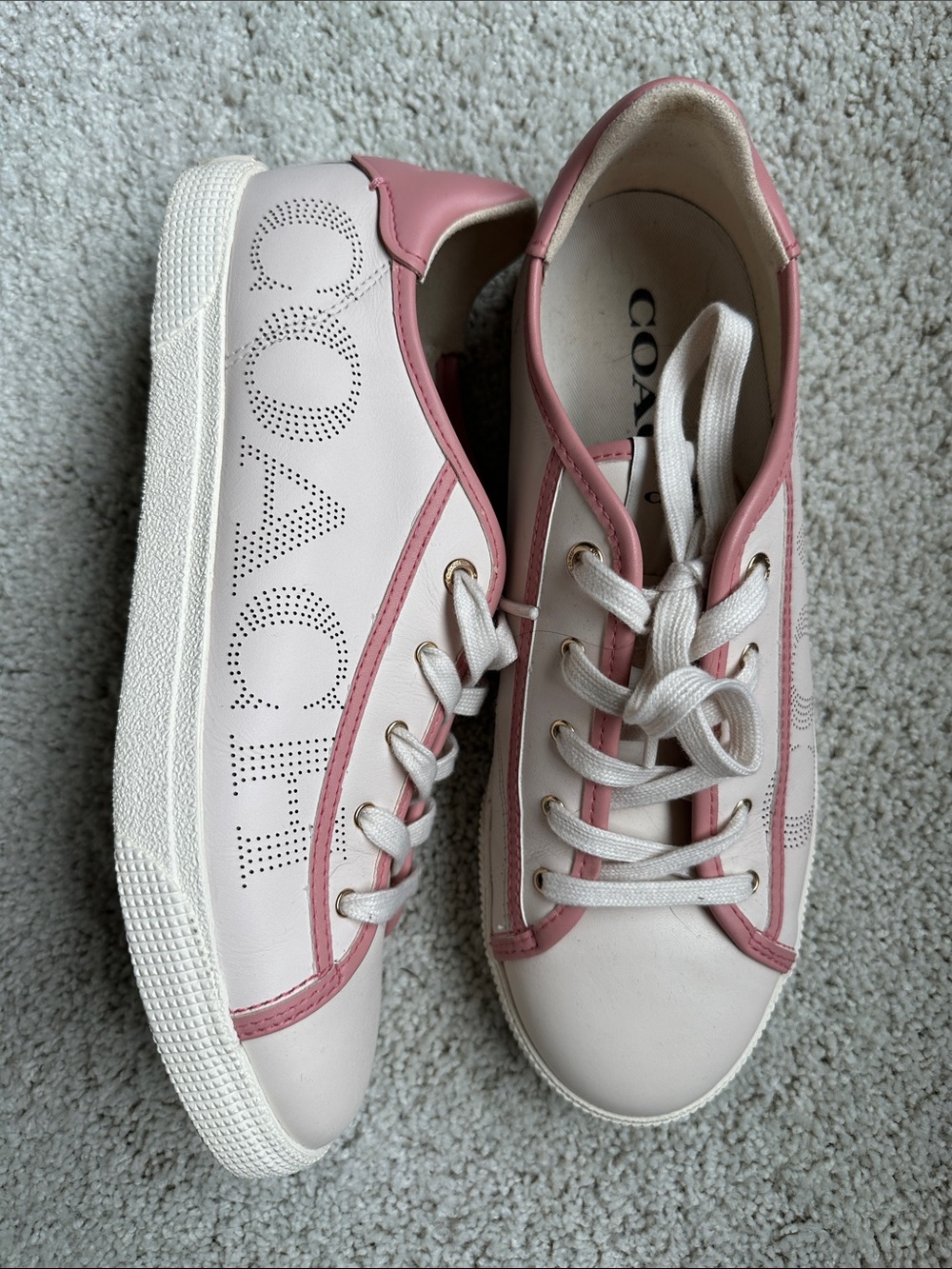 Coach C136 Chalk Pink Leather Low Top Sneakers Size 8.5